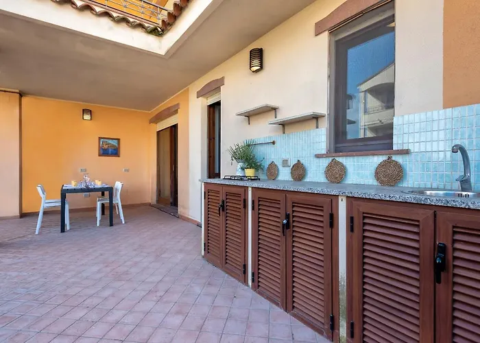 Appartamento Sardinia Re - Borgo 66 *