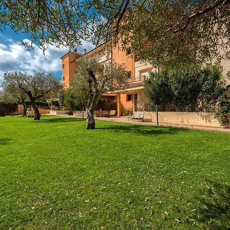 Sardinia Re - Borgo 66 *