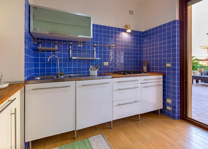 Sardinia Re - Borgo 66 *