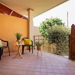 Διαμέρισμα Sardinia Re - Borgo 66 *